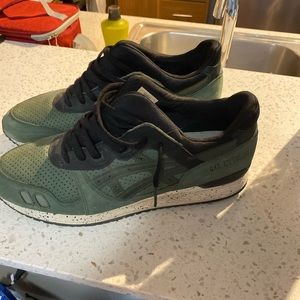 Comfy 7/10 gel lyte 3’s